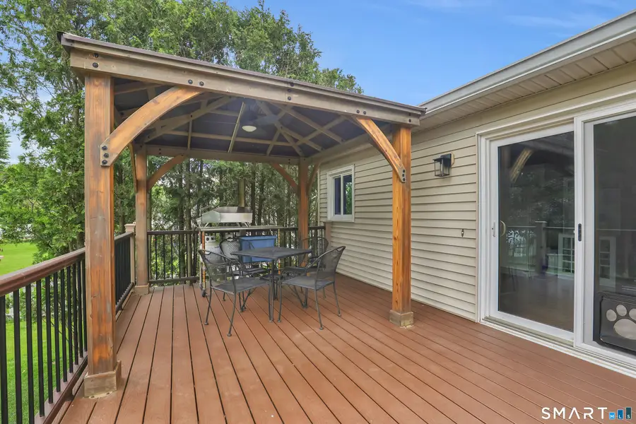 17 Eileen Lane, Enfield, CT 06082 - #2