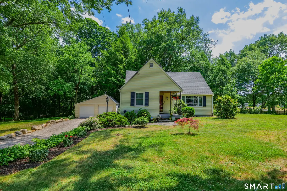 19 Stevens Street, Avon, CT 06001 - #1