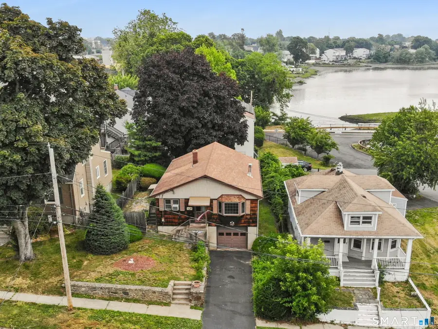 81 Shoreham Terrace, Fairfield, CT 06824 - #2
