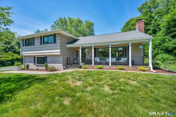 88 Meadow Wood Road, Branford, CT 06405
