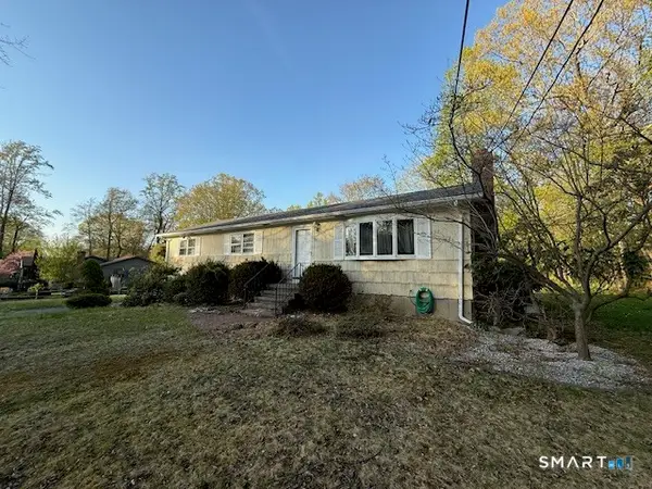 82 Cricket Lane, Shelton, CT 06484