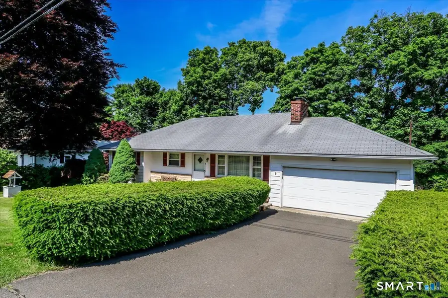 9 Manning Street, New Fairfield, CT 06812 - #3