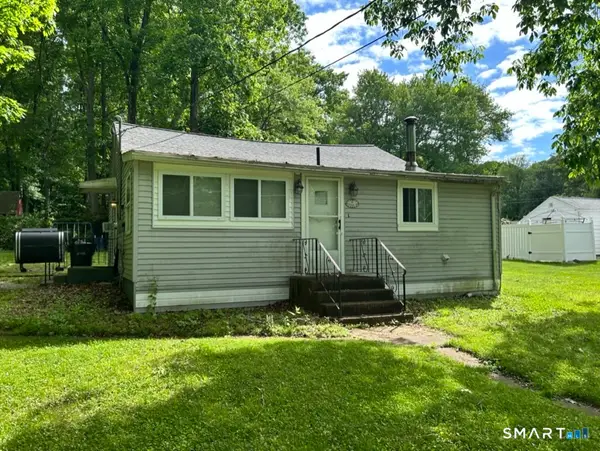 87 Edgemere Road, Coventry, CT 06238