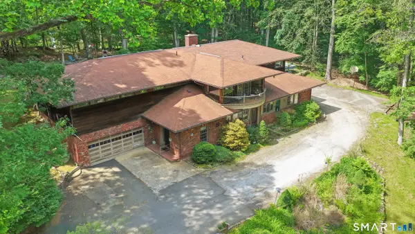 345 Rimmon Road, Woodbridge, CT 06525