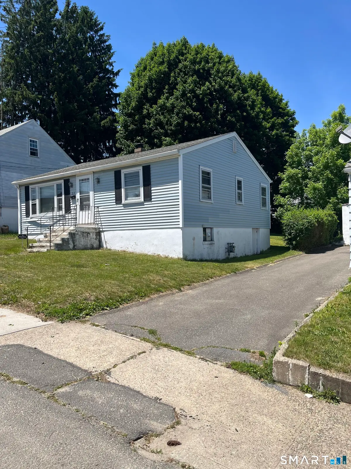 23 Hillview Avenue, Waterbury, CT 06704 - #1