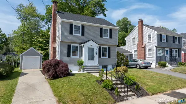 55 Woodlawn Road, New London, CT 06320