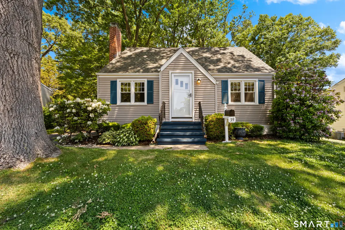 39 Central Avenue, West Haven, CT 06516 - #1