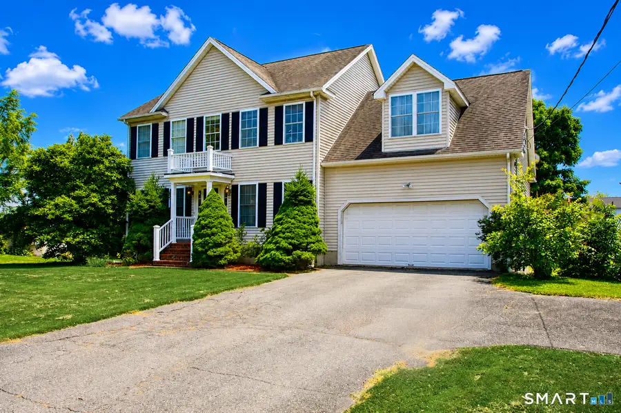 4 Meadow Road, Newtown, CT 06470 - #3