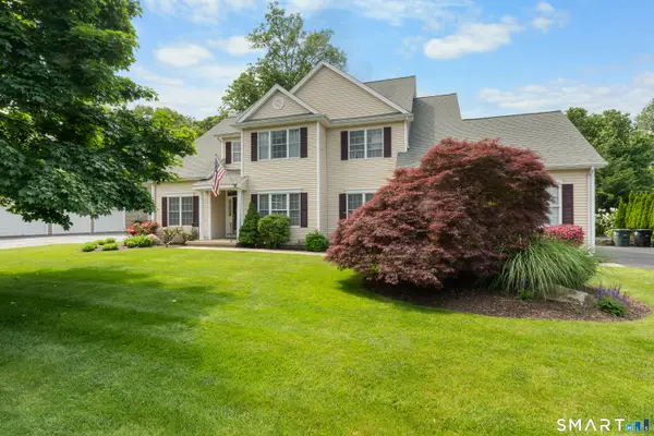 34 River Highlands Drive, Milford, CT 06461