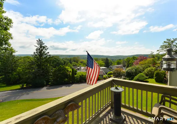 196 Heritage Village #E, Southbury, CT 06488