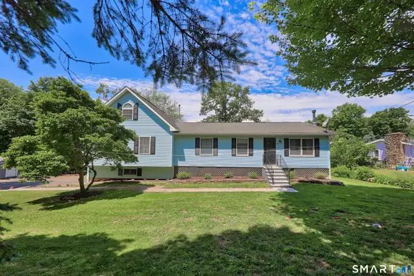 49 Schenck Lane, Naugatuck, CT 06770