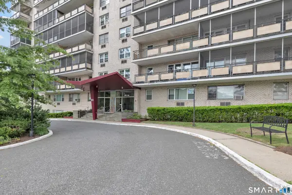 80 Cartright Street #PHA, Bridgeport, CT 06604