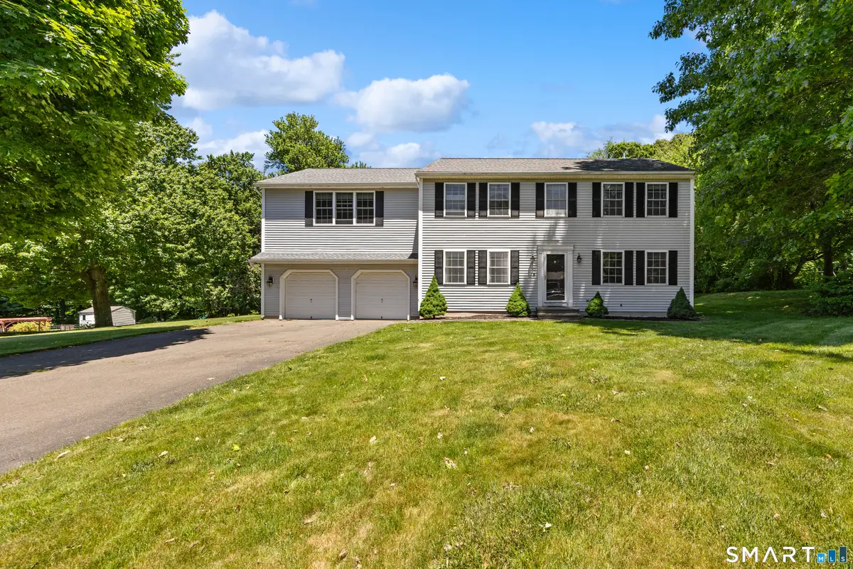 11 Coachlight Circle, Prospect, CT 06712 - #1