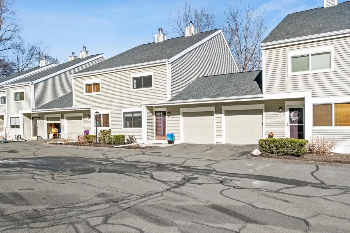 33 Eagle Rock Hill #33, Bethel, CT 06801 - #1