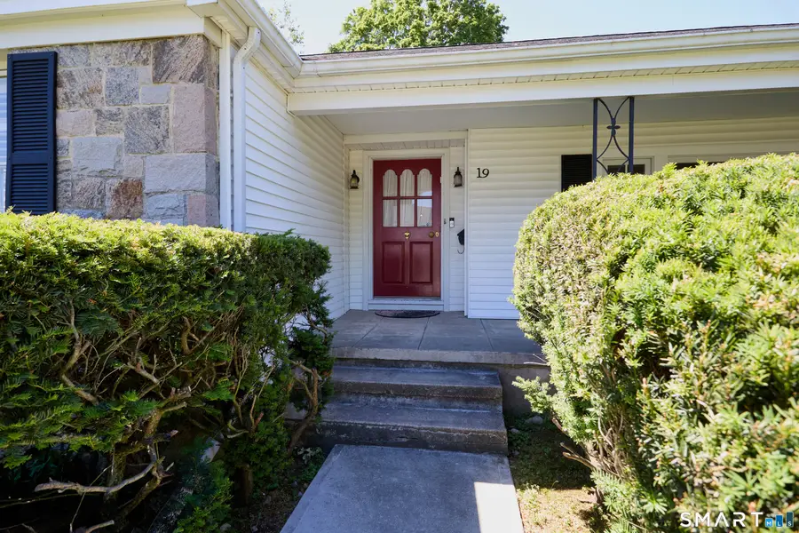 19 Pine Tree Drive, Stamford, CT 06906 - #3