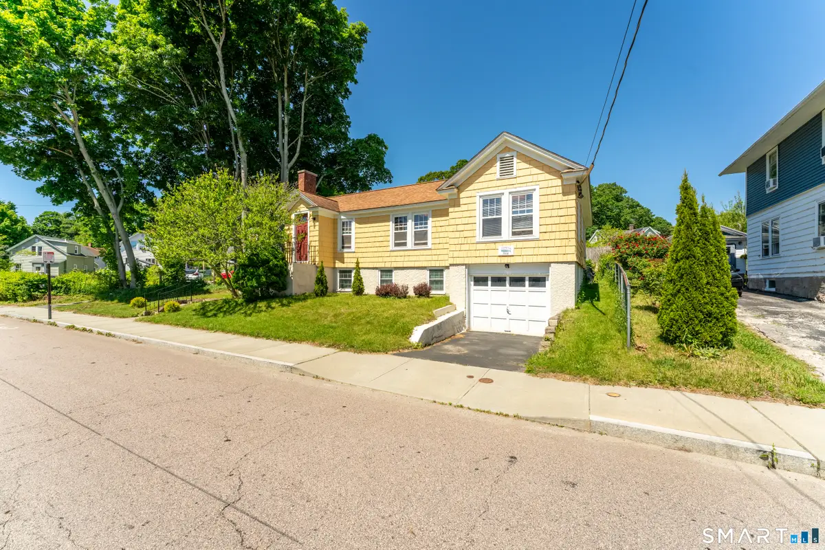 36 Briggs Street, New London, CT 06320 - #1