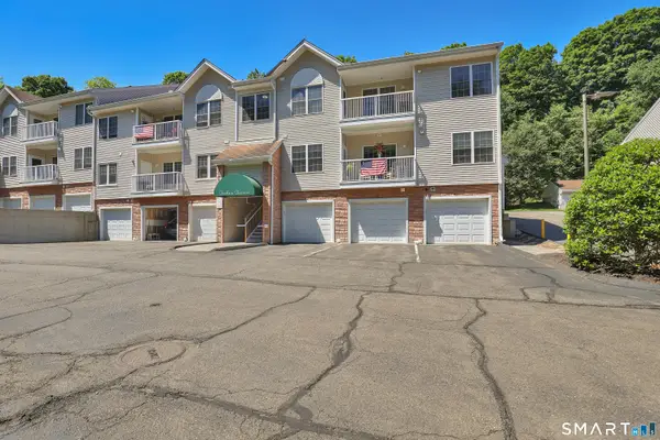12215 Arganese Place #12215, Trumbull, CT 06611