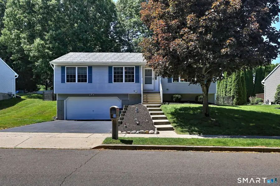 20 Down Draft Circle, West Haven, CT 06516 - #2