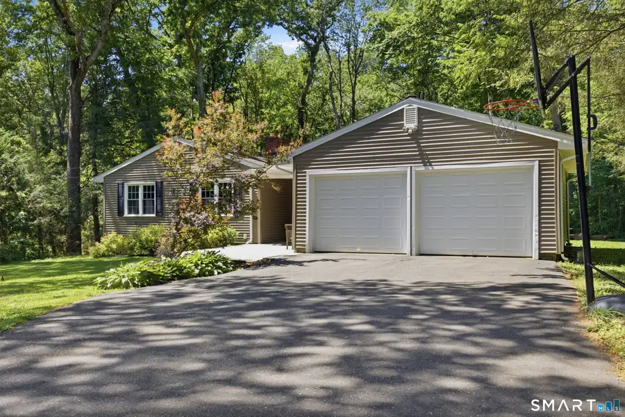 41 Hemlock Trail, Trumbull, CT 06611 - #2