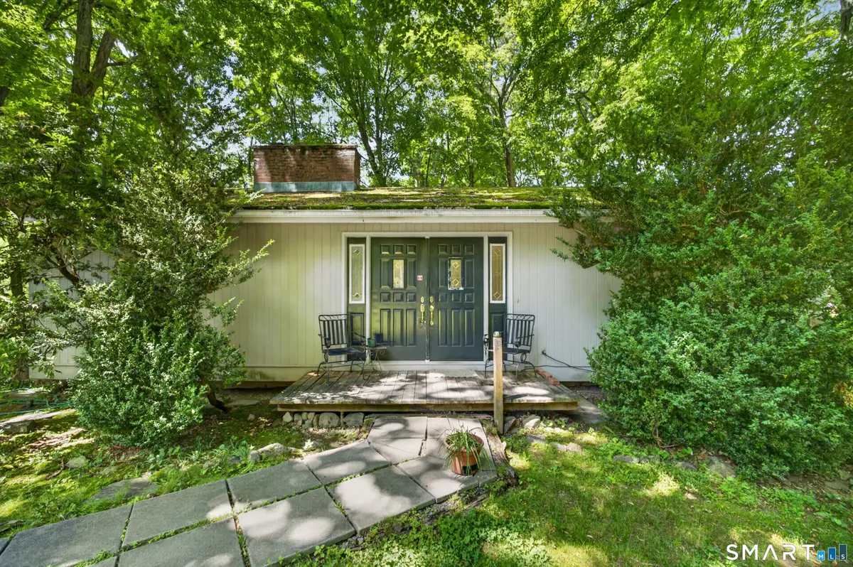 25 Lords Highway East, Weston, CT 06883 - #1