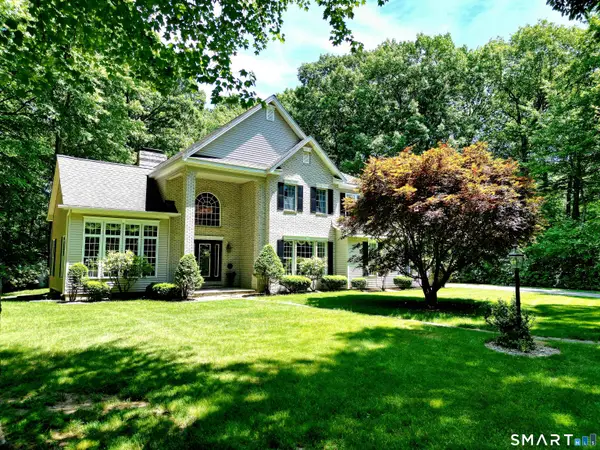 68 Troutwood Drive, New Hartford, CT 06057