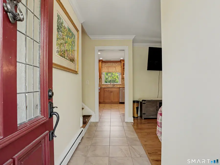 9 Junebar Lane, Norwalk, CT 06851 - #2