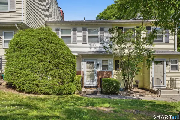 25 Padanaram Road #66, Danbury, CT 06811