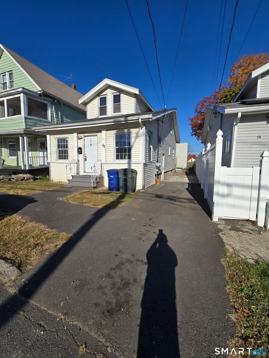 98 Cowles Street, Bridgeport, CT 06607 - #3
