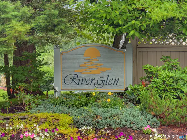 41 Glen Ridge Court #41, New Milford, CT 06776