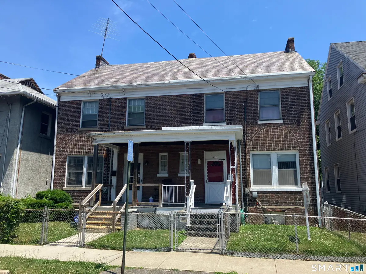 318 Willow Street, Bridgeport, CT 06610 - #1