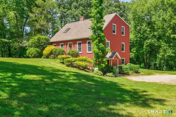 108 Fabyan Woodstock Road, Thompson, CT 06255