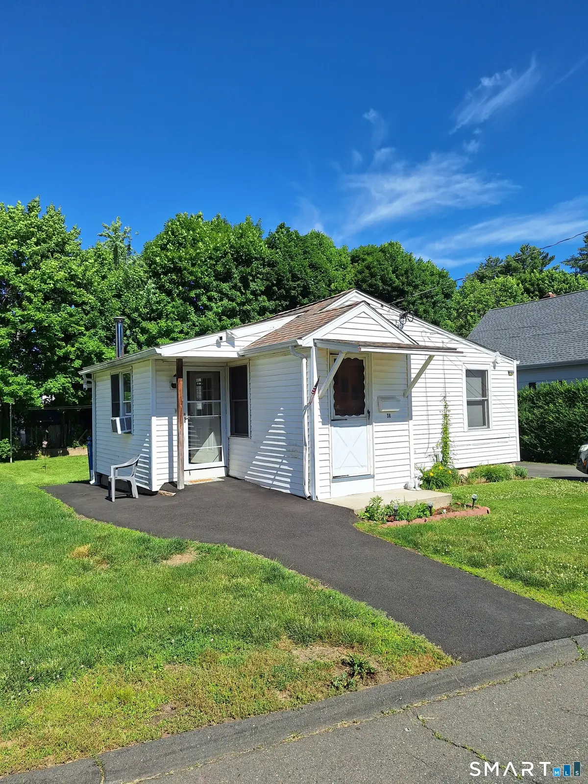 38 Central Avenue, Bristol, CT 06010 - #1