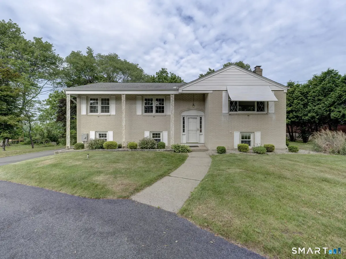 390 Ballfall Road, Middletown, CT 06457 - #1