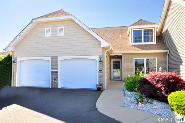 125 Pine Hill Boulevard #125, Plymouth, CT 06782
