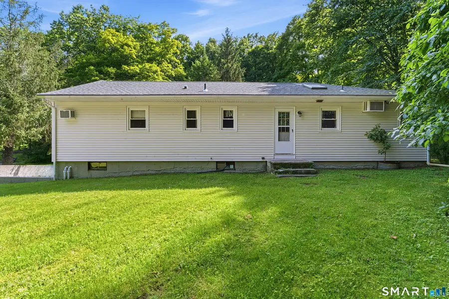 14 Saw Mill Road, Newtown, CT 06470 - #2