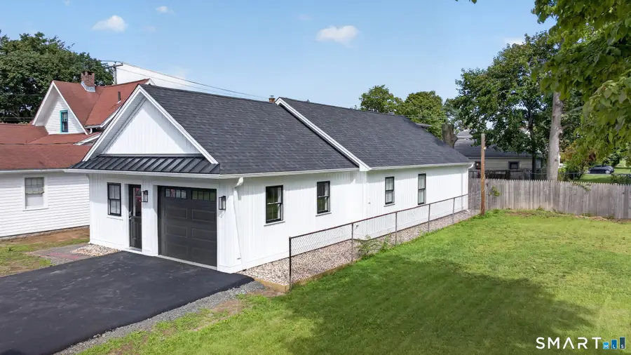 26 Bicycle Street, Plainville, CT 06062 - #3