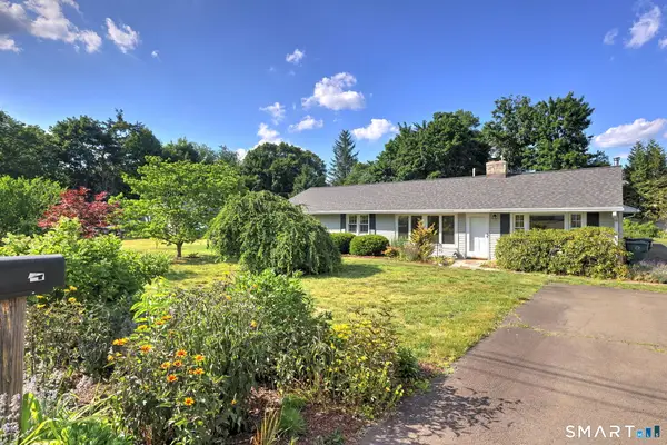 424 Cedar Lane, Cheshire, CT 06410
