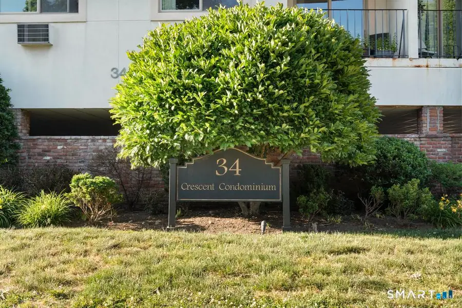34 Crescent Street #1H, Stamford, CT 06906 - #2