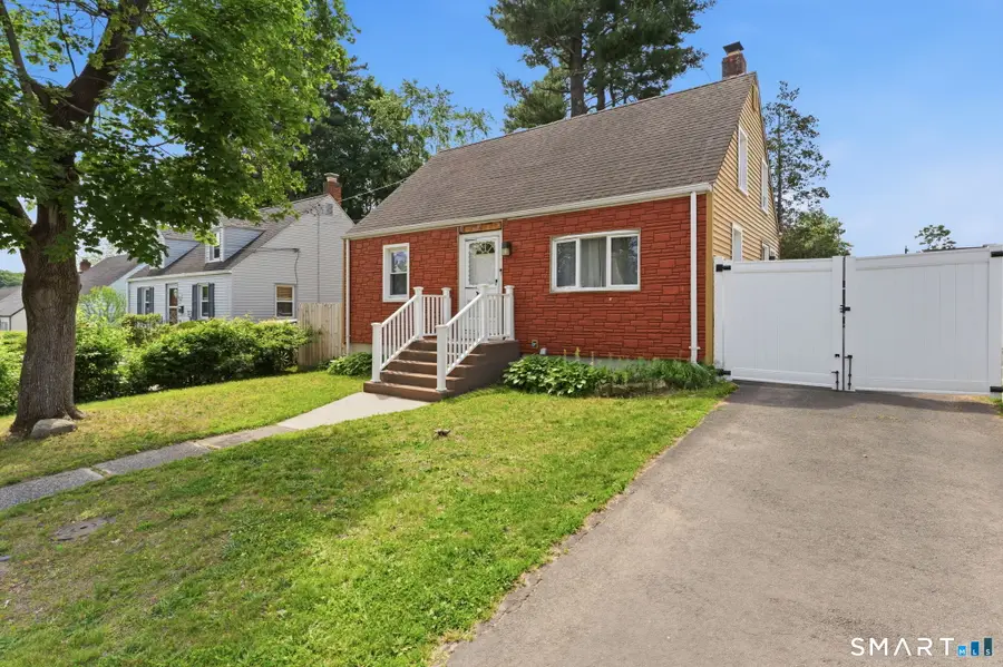35 Woodstock Street, Hartford, CT 06112 - #2