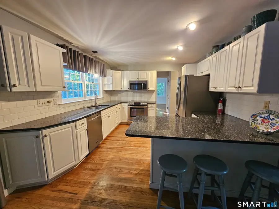 30 Park Road, Woodbury, CT 06798 - #3