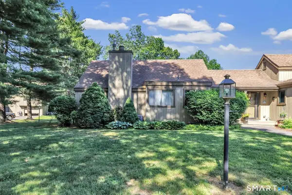 93 Seminole Lane #B, Stratford, CT 06614