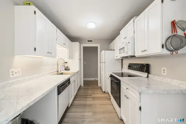 1 Heritage Village #C, Southbury, CT 06488