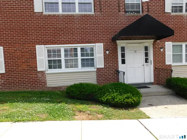 50 Greenhouse Road #10A, Bridgeport, CT 06606