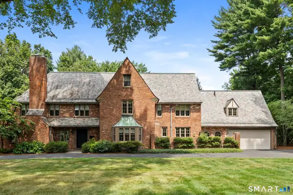 1844 Albany Avenue, West Hartford, CT 06117