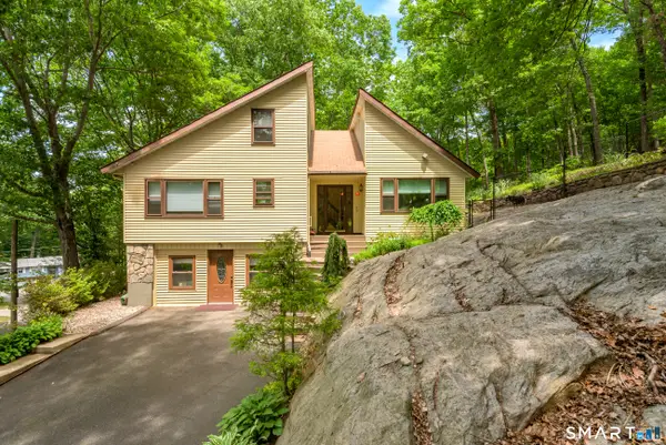 208 Rainbow Trail, Vernon, CT 06066