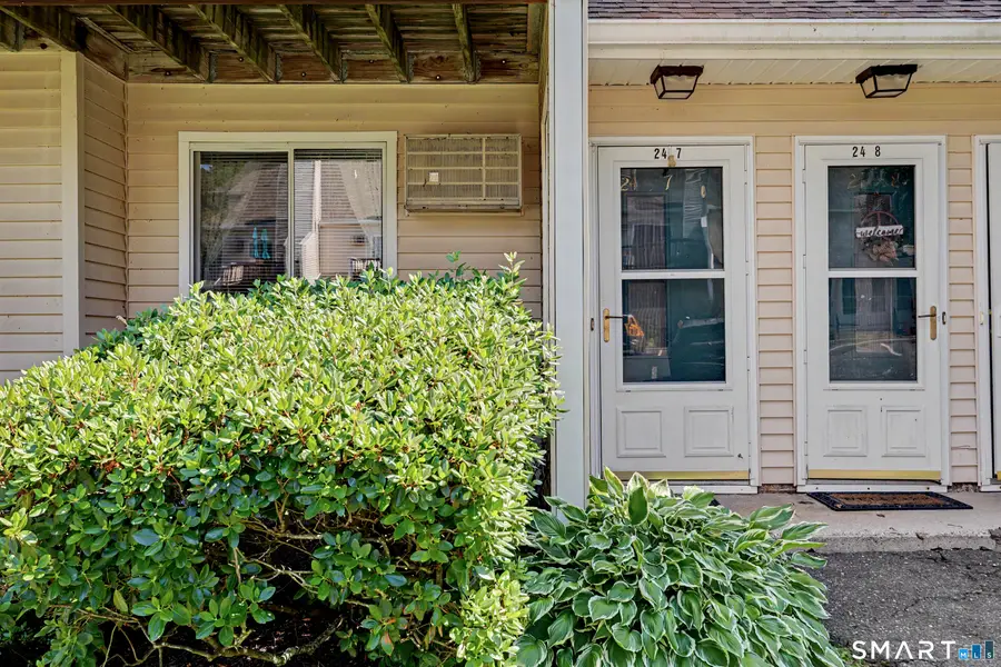 8 Rose Lane #24-7, Danbury, CT 06811 - #2