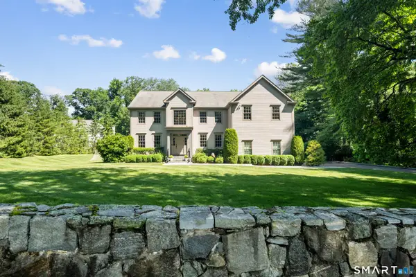 16 Overbrook Lane, Darien, CT 06820