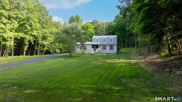 85 White Plains Road, Norwich, CT 06360