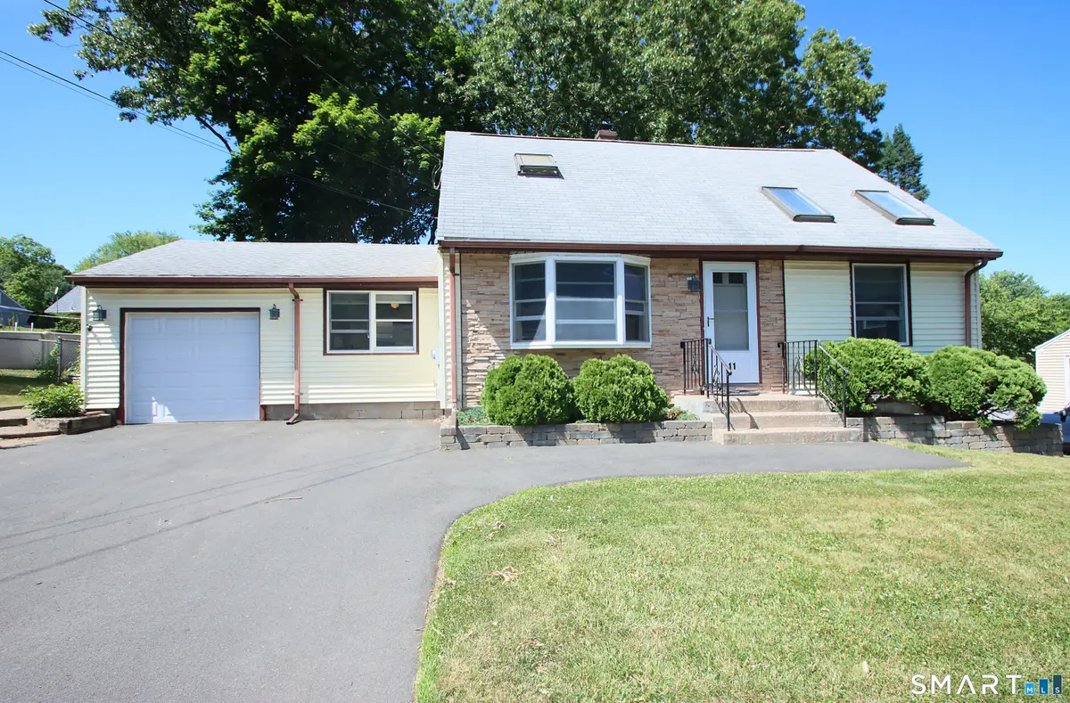 11 Forest Road, Wallingford, CT 06492 - #1