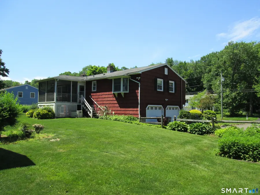 109 Wedgewood Drive, Naugatuck, CT 06770 - #2